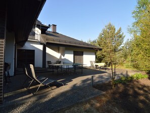 Balcony - Modern Villa With Sauna, Right Next to the Lake (Borne Sulinowo)