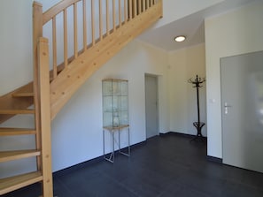 Villa | Reception - Modern Villa With Sauna, Right Next to the Lake (Borne Sulinowo)