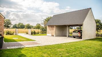 House | Exterior