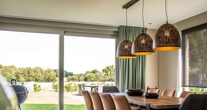 Peaceful Peer Holiday Home