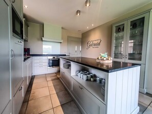 House | Private kitchen - Peaceful Peer Holiday Home (Peer)