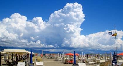 Lucca Retreat With Pool