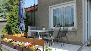 Unclassified image, 2 of 14, button - Comfortable Apartment in Steffenshagen With Garden (Steffenshagen)