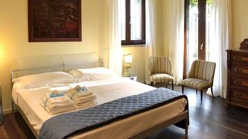 Villa | 4 bilik tidur, dilengkapkan perabot secara berasingan