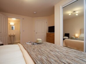 2 kamar tidur dan seprai linen