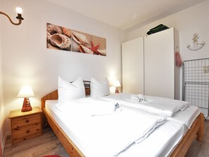 1 bedroom, individually furnished, bed sheets
