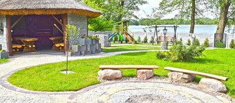 ノヴァ ヴィオスカ の ホリデーホーム バイ レイク