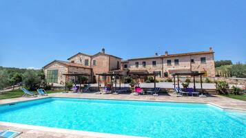 Cottage | Pool | Outdoor pool