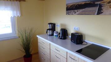 Ferienhaus | Eigene Küche | Wasserkocher, Hochstuhl