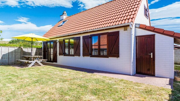 Unclassified image, 1 of 25, button - Cozy Holiday Home in De Haan near Sea Beach (De Haan)