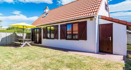 Cozy Holiday Home in De Haan near Sea Beach