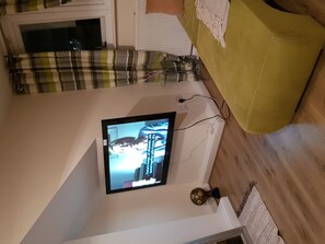 Apartment | Living room - Classic Apartment in Leeds near Roundhay Park (Leeds)