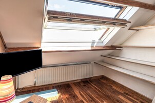 2 habitaciones y muebles diferentes 