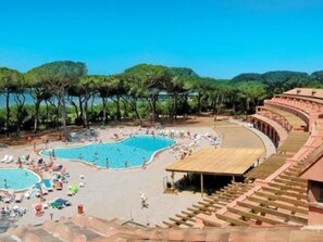 Exterior - Boutique Holiday Home in Follonica near Sea (Follonica)