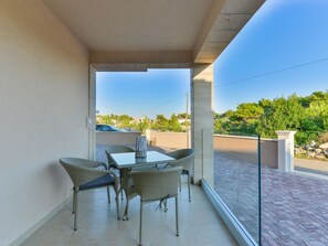 Balcony - Alluring Apartment in Vir near Sea Beach (Vir)