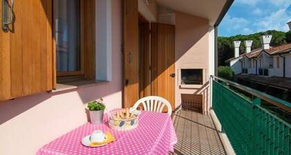 Cozy Holiday Home in Rosolina near Sea Beach