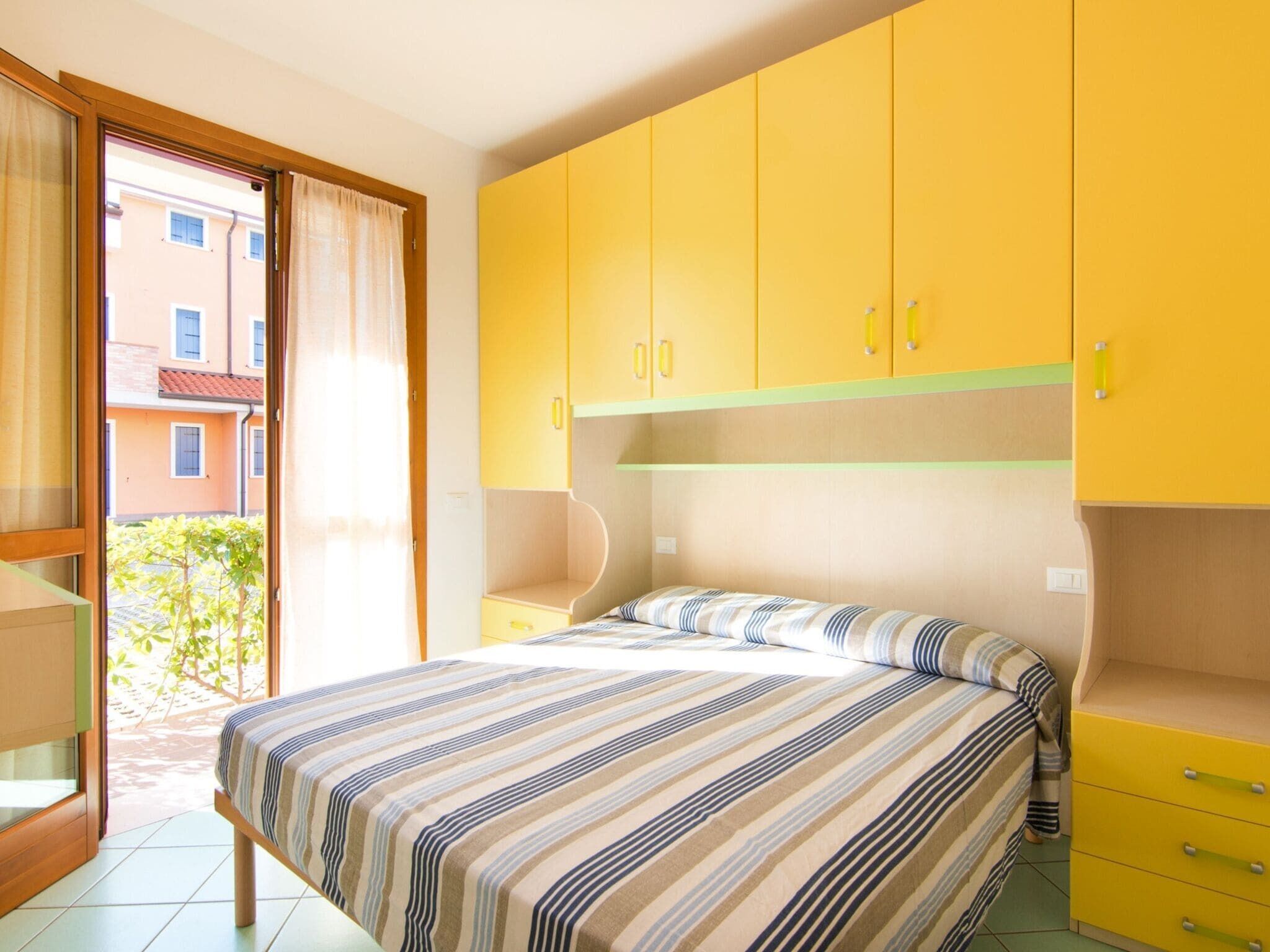 Rumah | 2 kamar tidur dan tempat tidur bayi