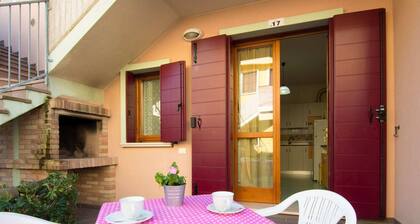 Attractive Holiday Home in Rosolina near Lungomare Beach