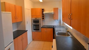 Unclassified image, 4 of 11, button - Pretty Family Apartment in Coventry near Fargo Village (Coventry)