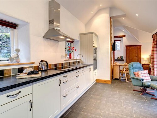 A Spacious Holiday Home in the Beautiful Cumbria Countryside, With Private Parking