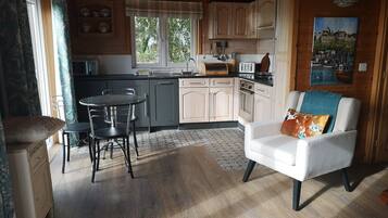 Cottage | Ruang keluarga