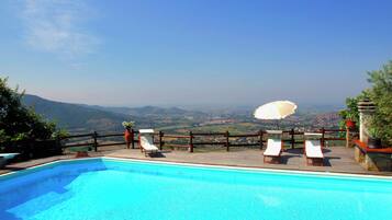 Villa | Piscina | Piscina coperta, piscina all'aperto