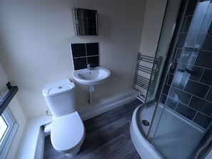 Bathroom - Lovely Apartment in Coventry near Coventry Cathedral (Coventry)