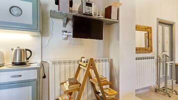 Apartment | Private kitchen | High chair