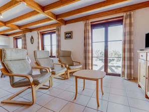Living room - Alluring Holiday Home in De Haan near Sea Beach (De Haan)