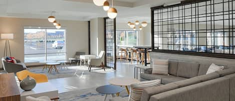 Lobby lounge