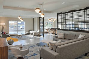 Lobby lounge - TownePlace Suites by Marriott Columbus Hilliard (Hilliard)