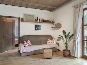 Apartment | Living area