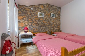 Casa | 2 habitaciones, muebles diferentes y ropa de cama