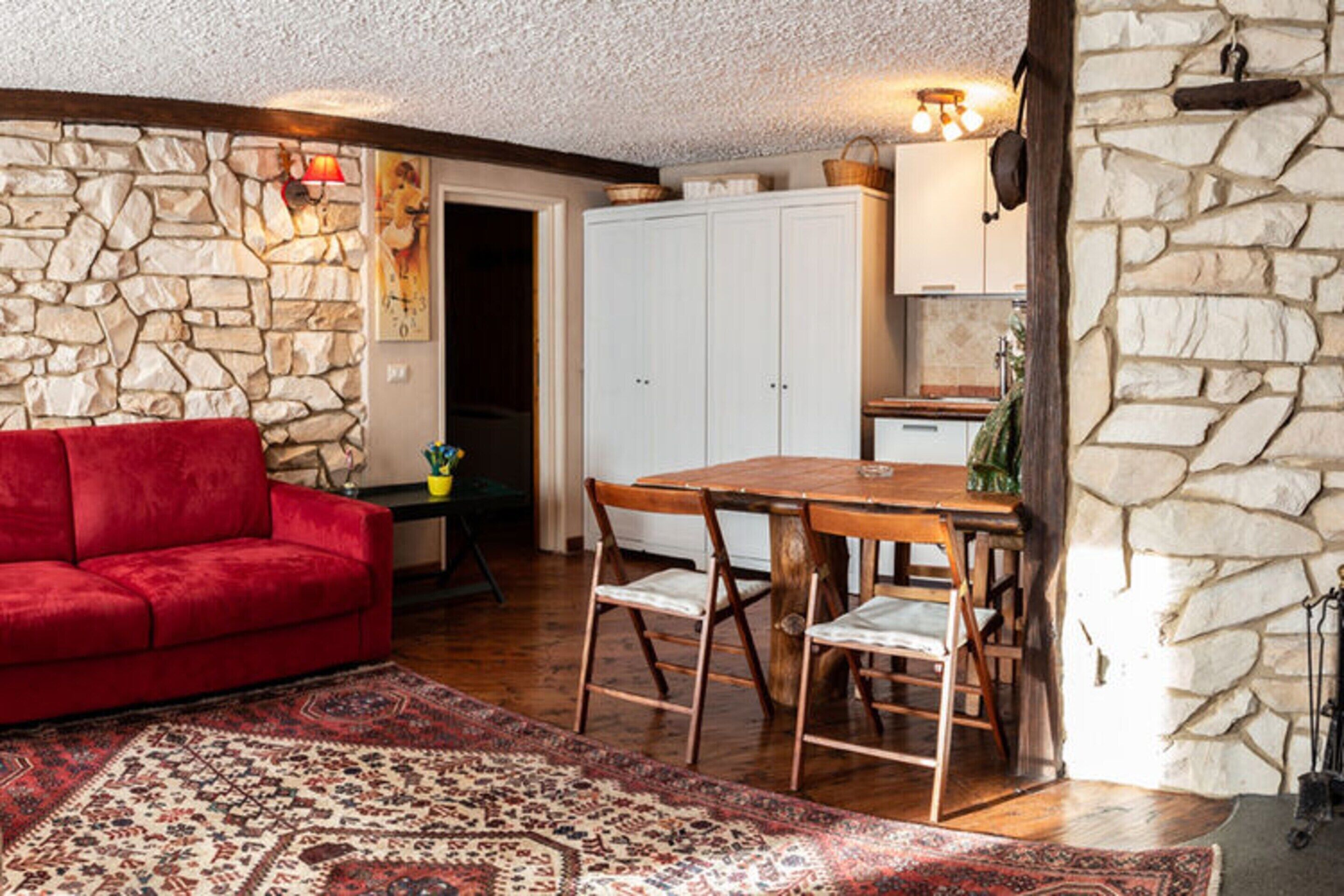 Chalet | Dining