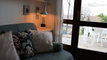 House | 2 bedrooms, individually furnished