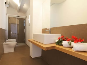 Villa | Bathroom | Shower