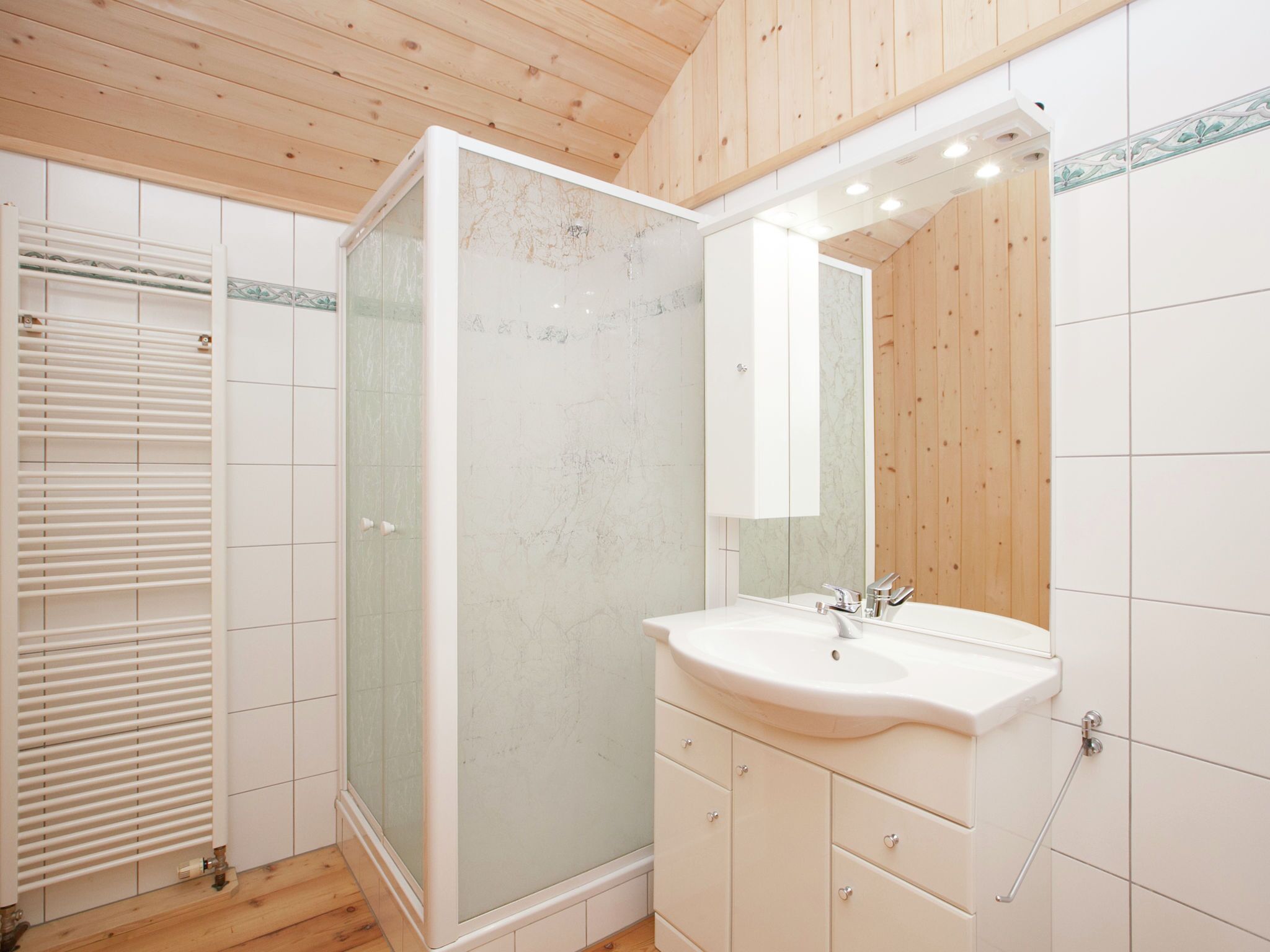 House | Bathroom | Bathtub
