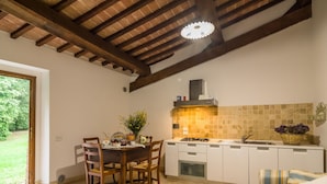 House | Dining - Pleasant Farmhouse in Rapolano Terme With Swimming Pool (Rapolano Terme)