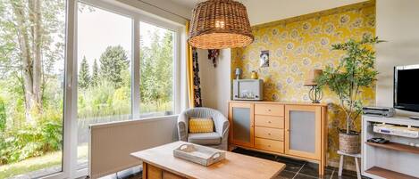 House | Living room | DVD player