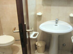 Bathroom - Cozy Apartment in Salmensbach near River (Lazise)