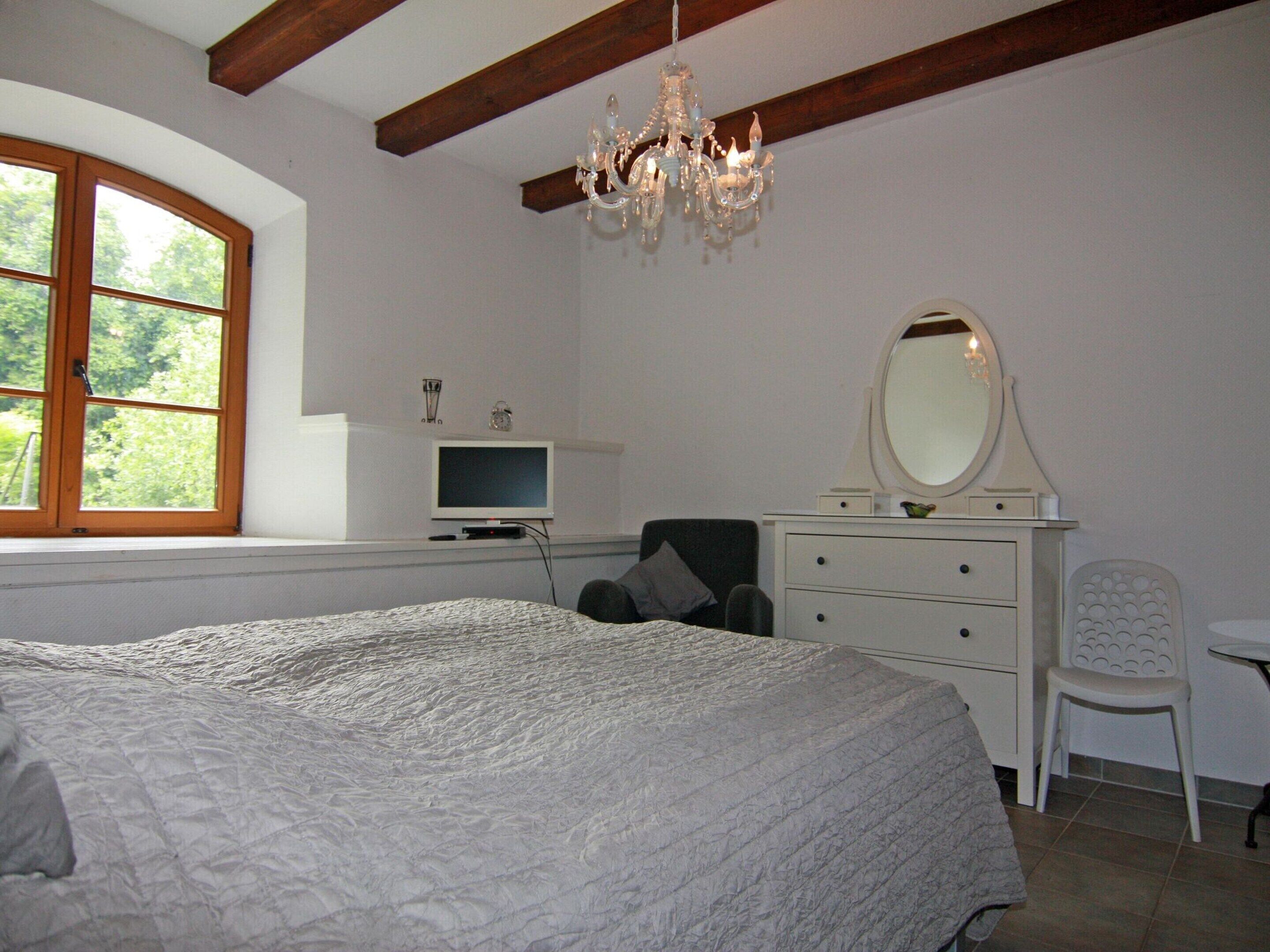 House | 3 bedrooms, individually furnished