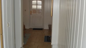 1 Schlafzimmer, individuell eingerichtet, Bettwäsche