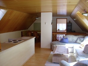 Living room - Cozy Apartment With Garden in Schlowe (Borkow)