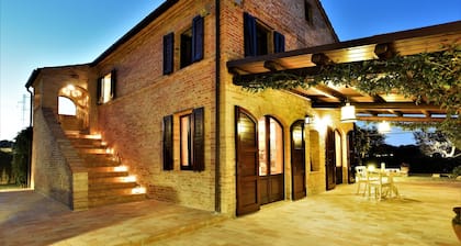Elegant Villa in Montecosaro Italy with Hot Tub
