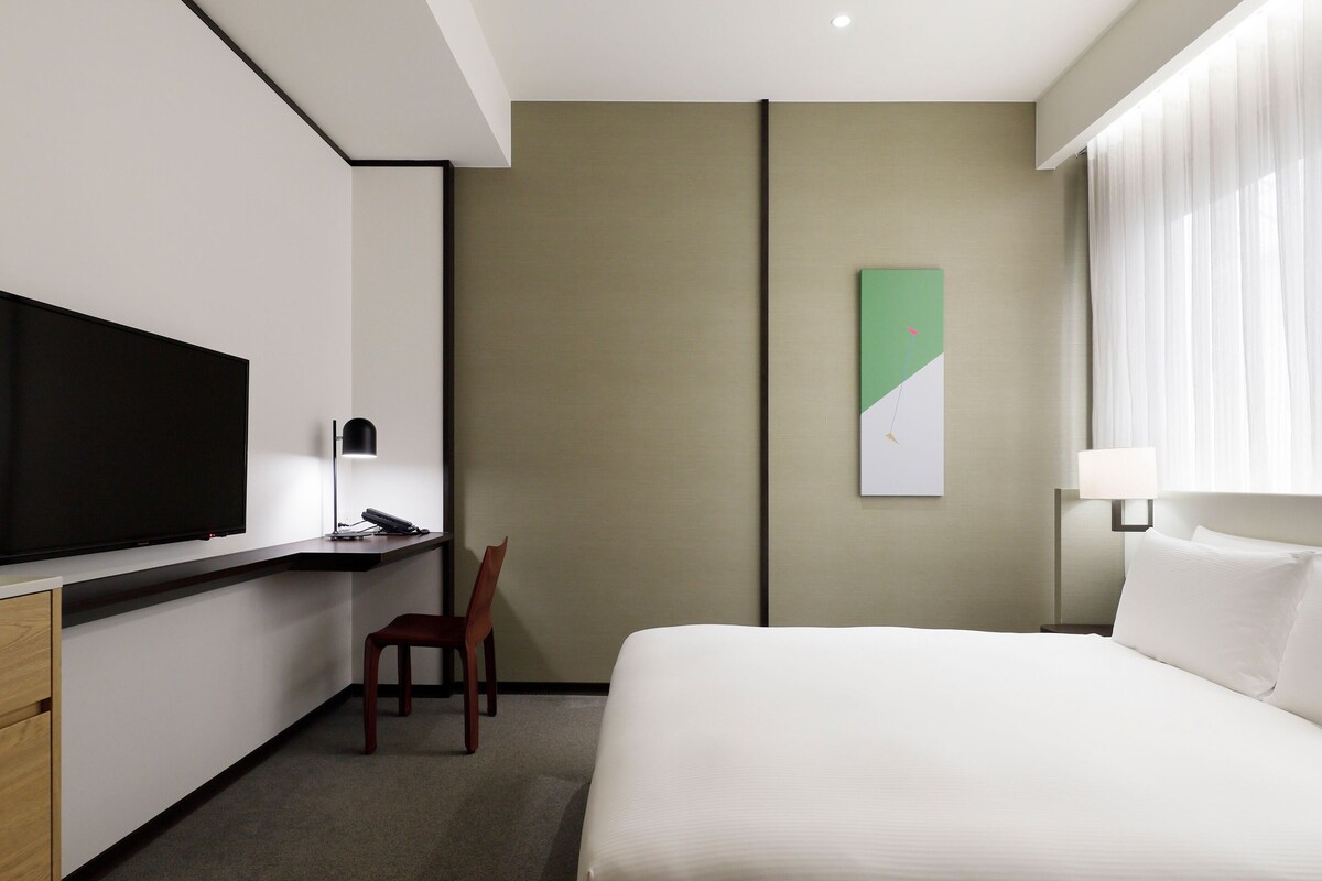 Habitación doble estándar | Ropa de cama de alta calidad y edredón 