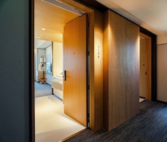 Connecting Room (Consists of 2 Deluxe Twin)