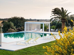 Unclassified image, 2 of 31, button - Beautiful Country Villa With Private Infinity Pool Surrounded by Olive Trees (Rosolini)