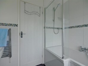House | Bathroom - Magnificent Holiday Home in Georgeham near Beach (Braunton)
