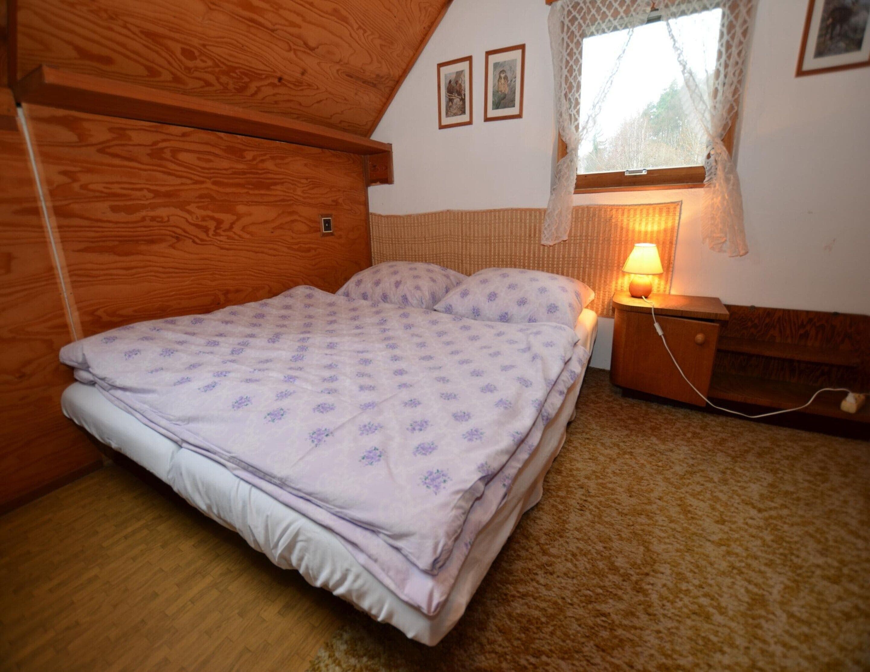 木屋 | 2 間臥室、布置獨特、床單