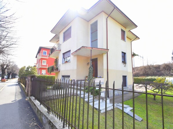 Apartment | Exterior